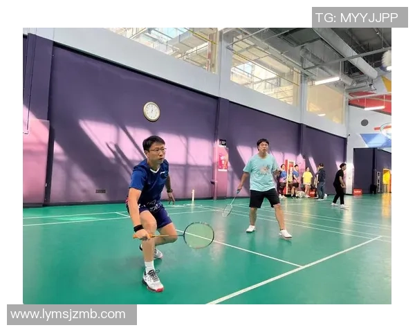 羽毛球战术解析：探讨北京羽毛球队的边路渗透技巧与策略